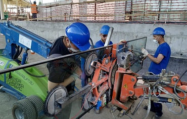 Стеклоробот и мини-кран Арлифт